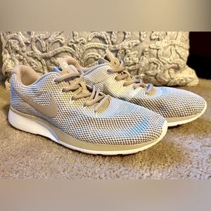 ℬℯ𝒾𝑔ℯ 𝒩𝒾𝓀ℯ 𝓌ℴ𝓂ℯ𝓃𝓈 𝒯𝒶𝓃𝒿𝓊𝓃 ℛ𝒶𝒸ℯ𝓇 𝒮𝓃ℯ𝒶𝓀ℯ𝓇𝓈